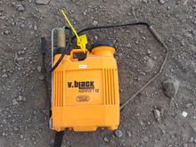 Image of Volpi V Black Comfort 12L Backpack Sanitizer Sprayer