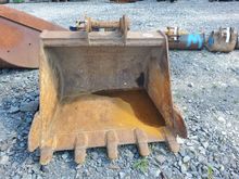 Image of Bucket 128cm