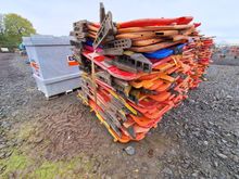 Image of Approx 40x Pedestrian Barriers cw Feet
