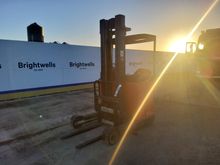 Image of Linde R16 Electric Forklift