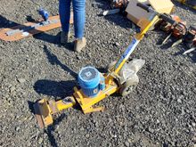 Image of EMG Tile Lifter