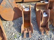 Image of 11" Excavator Bucket 135mm Ears 145mm Centres 35mm PIns