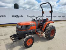 Image of Kubota STA-30 Compact Tractor