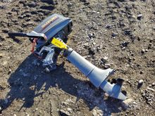 Image of Suzuki DT4 Outboard Motor