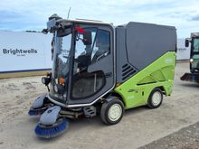 Image of Green Machines Tennant 636 Compact Sweeper