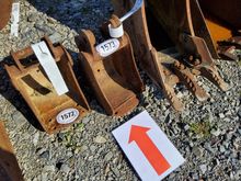 Image of 9" Mini Excavator Bucket 95mm Ears 90mm Centres 25mm Pins