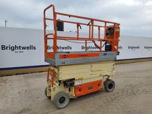 Image of JLG 2630ES Scissor Lift