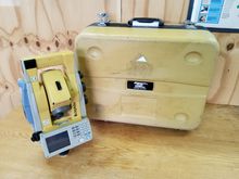 Image of Topcon IS301 Total Station