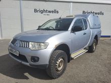 Image of MITSUBISHI L200 4LIFE CLUB DI-D 4X4 Pick-up