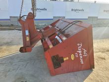 Image of AG 3pt Linkage Mounted Sawdust Dispenser