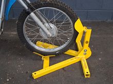 Image of SOLO Motorcycle Roll in Wheel Clamp