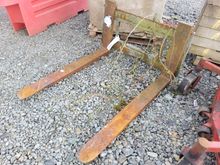 Image of Pallet Tines & Back Plate