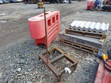 Image of Manitou Bale Spike