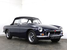 Image of 1972 MGB Roadster