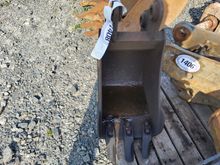 Image of Kubota 1f 3T Digging Bucket 110 Ears 130mm Centres 30mm Pins