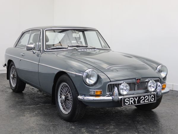 Lot 30 Classic Motoring Lot Bidding Ends Wednesday 14th February 2024   EyJidWNrZXQiOiJicmlnaHR3ZWxscyIsImtleSI6ImltYWdlcy85ZS8wOC82OC8xMS85ZTA4NjgxMS1mNTE0LTQ2YTEtODc5Ni0xYTFmYzZmYmMxMTcuanBnIiwiZWRpdHMiOnsicmVzaXplIjp7IndpZHRoIjo2MDAsImhlaWdodCI6NjAwLCJmaXQiOiJpbnNpZGUifX19