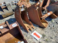 Image of Whites 1ft Excavator Bucket 170mm Ears 340mm Centres 45mm Pins