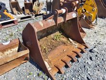 Image of Geith 42" Excavator Bucket 205mm Ears; 300mm Centres; 50mm Pins
