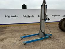 Image of Genie SLA-15 Material Lift