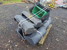 Image of Pallet Of Assorted Grassboxes