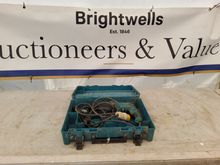 Image of Makita HR2610 Hammer Drill