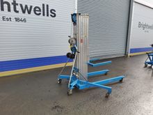 Image of Genie SLA25 Material Lift