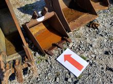 Image of 16" Excavator Bucket 25mm Pins