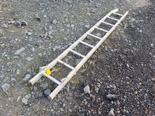 Image of Single Extension Ladder - 9 Rung