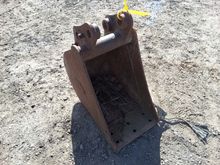 Image of Bucket - Width: 1ft | Pins: 40mm | Ears: 210mm | Centres: 145mm