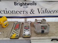 Image of 2x CAT Scanners + 2x Gennys