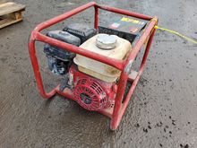 Image of Pramac E3200 Portable Generator Petrol 2.9Kva