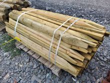 Image of 5'6" x 4-5.5" 70x Tan Stakes