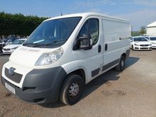 Image of PEUGEOT BOXER 330 L1H1 PROFESSION Panel Van