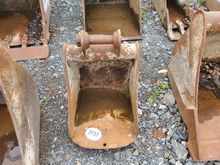 Image of 5T Takeuchi Bucket 94cm