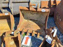 Image of 2ft Excavator Bucket 200mm Ears 310mm Centres 50mm Pins