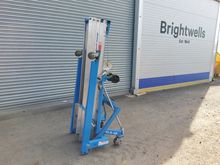 Image of Genie SLA20 Material Lift