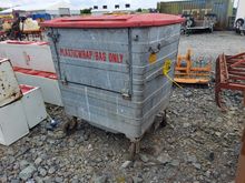 Image of Metal Wheelie Bin