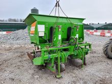 Image of Standen H200 2 Row Potato Planter