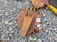 Image of Ejector Bucket, 45mm Pins