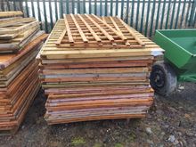 Image of 1 x Pallet of 4' Fencing Panels & Trellis