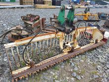 Image of Michaelis Weed Cutting Basket