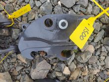 Image of Hitch 35mm Pins, 110mm Ears, 150mm Centres