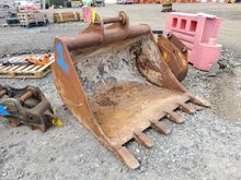 Image of 5 Foot Digging Bucket | 70mm Pins | 330mm Ears | 465mm Centres