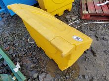 Image of 1x Yellow Grit Bin
