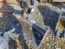 Image of Bucket 4ft Wide, 35mm Pins, 110mm Ears & 135mm Centres