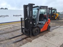 Image of Toyota 02-8FGF20 Counterbalance Forklift