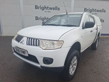 Image of MITSUBISHI L200 4WORK DCB DI-D 4X4 Pick-up