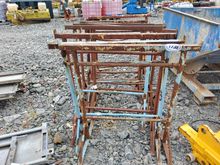 Image of Approx 10x Building Tressels