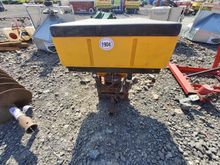 Image of SnowEx Gritter Pro 575