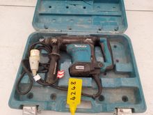 Image of Makita HR3210C Rotary Hammer Drill